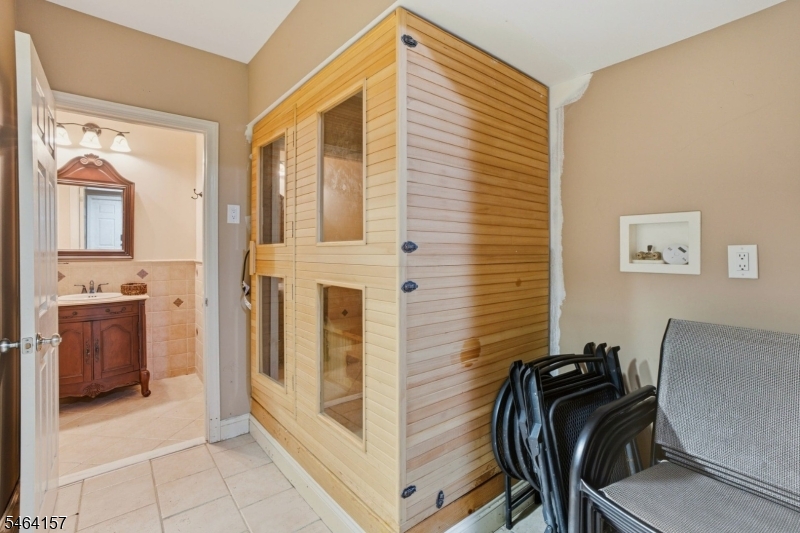 1 Dimmig Ct Property Photo 36