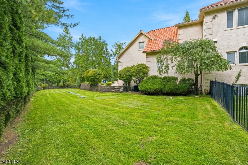 1 Dimmig Ct Property Photo 40