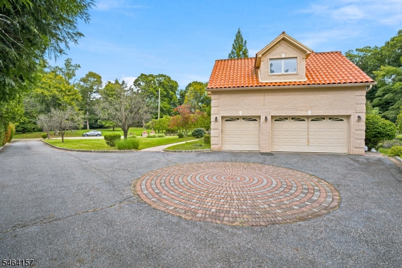 1 Dimmig Ct Property Photo 42