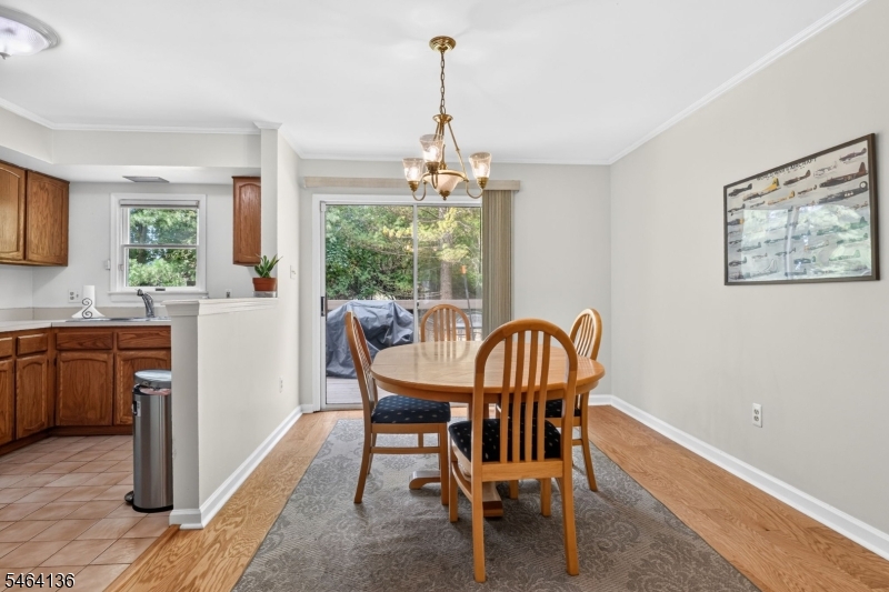 48 Kingswood Rd Property Photo 16