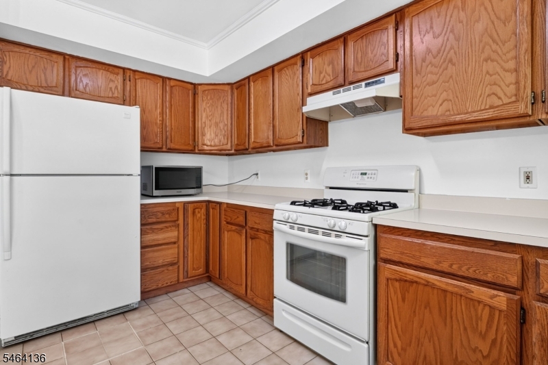 48 Kingswood Rd Property Photo 20