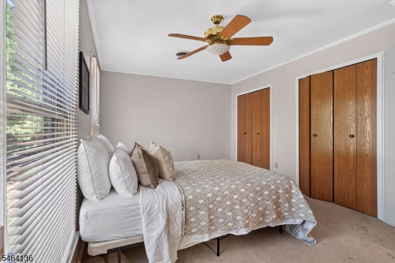 48 Kingswood Rd Property Photo 29