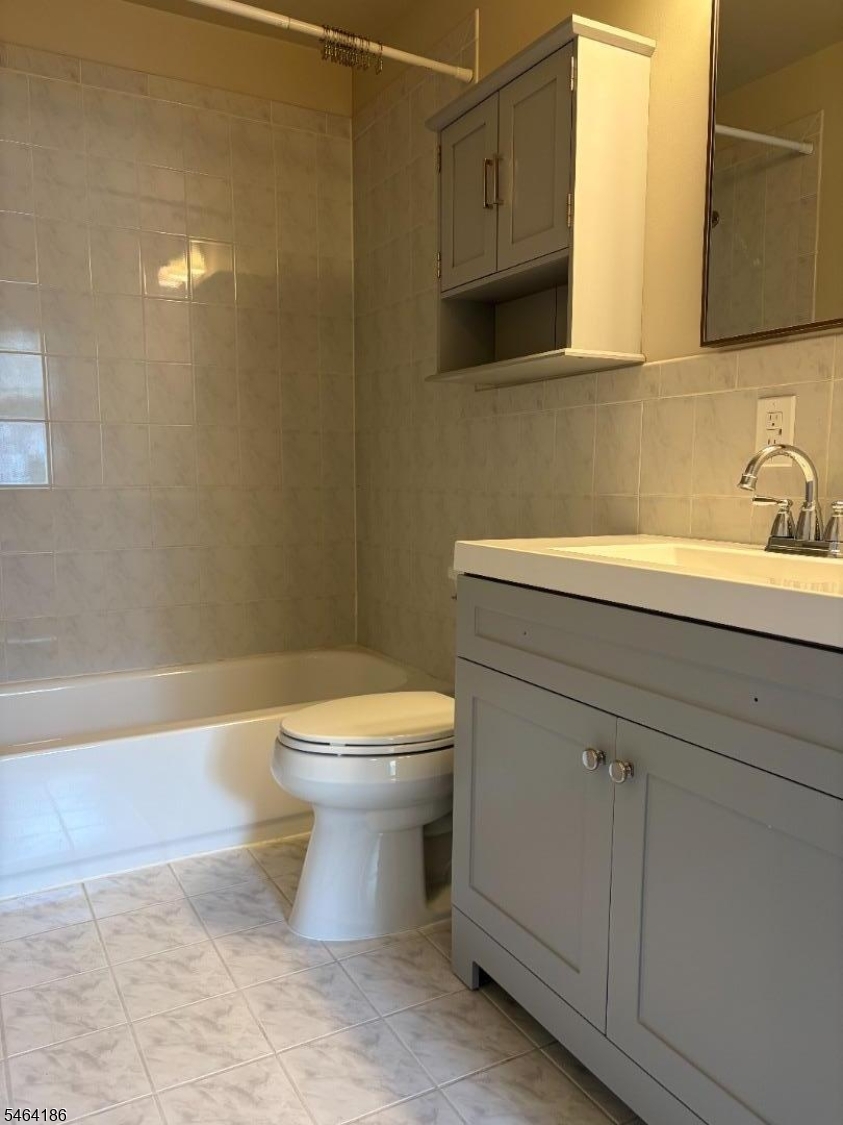 65 E Milton Avenue G Property Photo 8