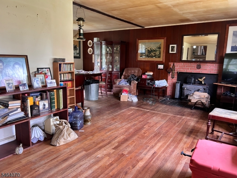 1 Stanley Pl Property Photo 3
