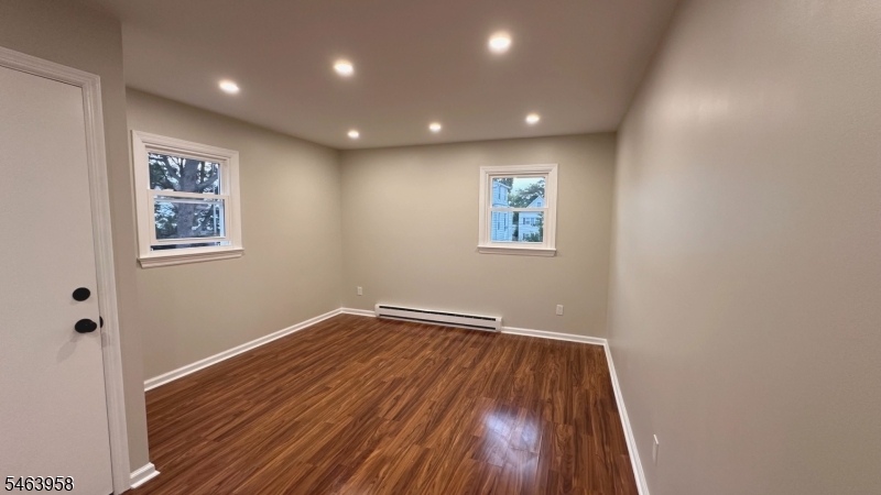 12 Sipp Ave Property Photo 2