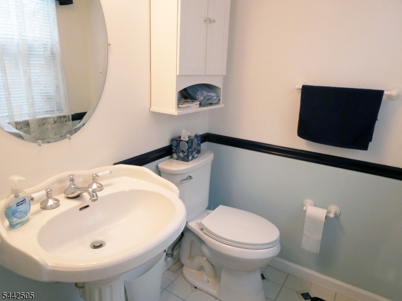 92 Stonehedge Court Property Photo 18