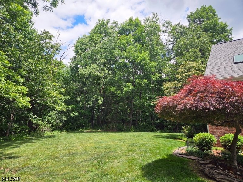 92 Stonehedge Court Property Photo 21