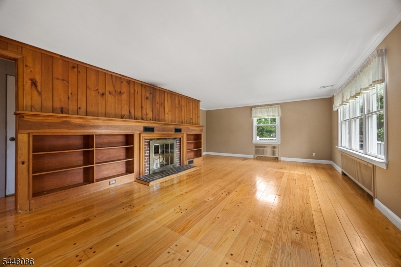 44 Hughes Ln Property Photo 12