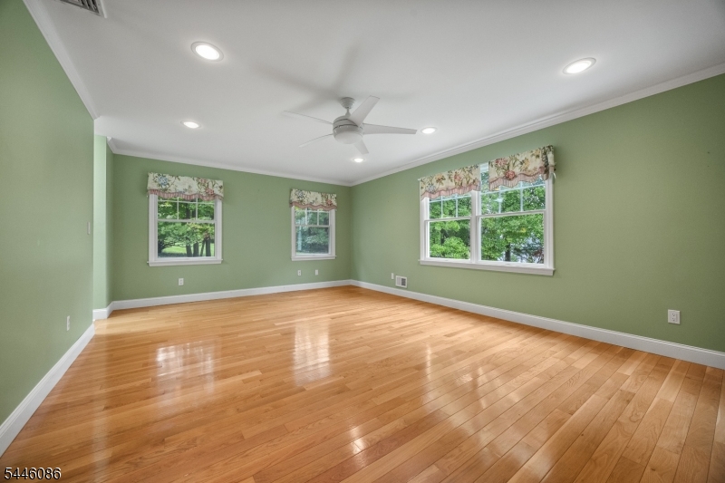 44 Hughes Ln Property Photo 16