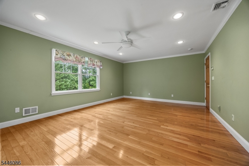 44 Hughes Ln Property Photo 17