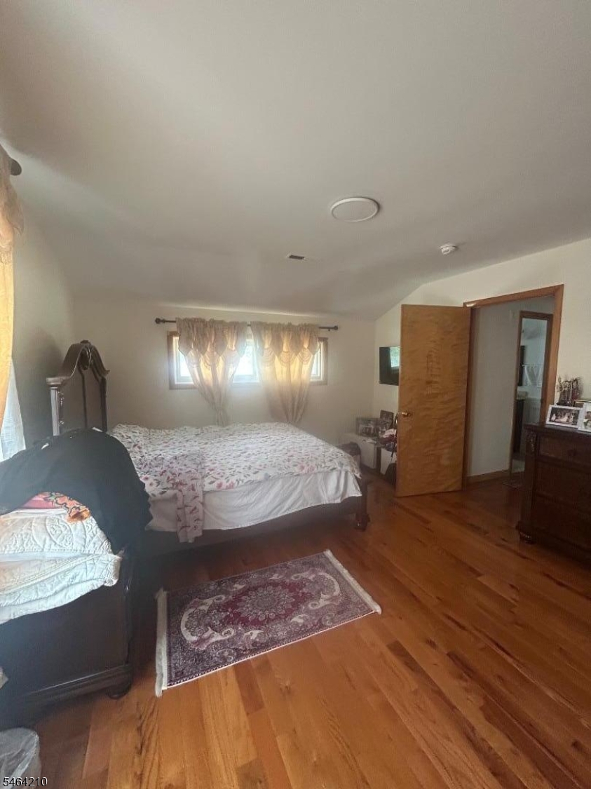 273 Orchard St Property Photo 6