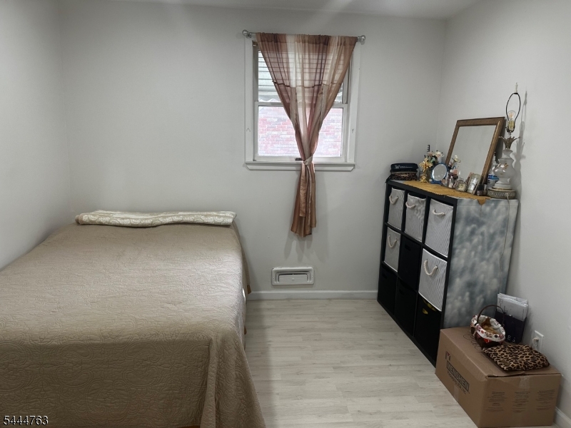 35 Montclair Ave Property Photo 8