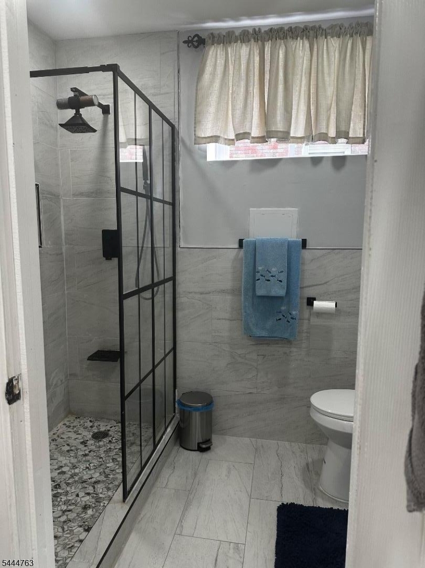 35 Montclair Ave Property Photo 9