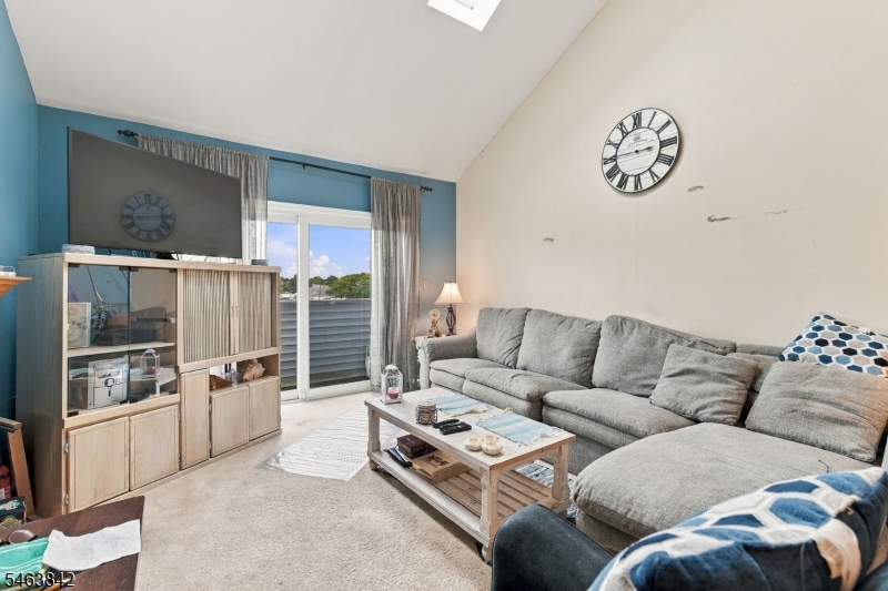 606 Jesse Way Property Photo 12