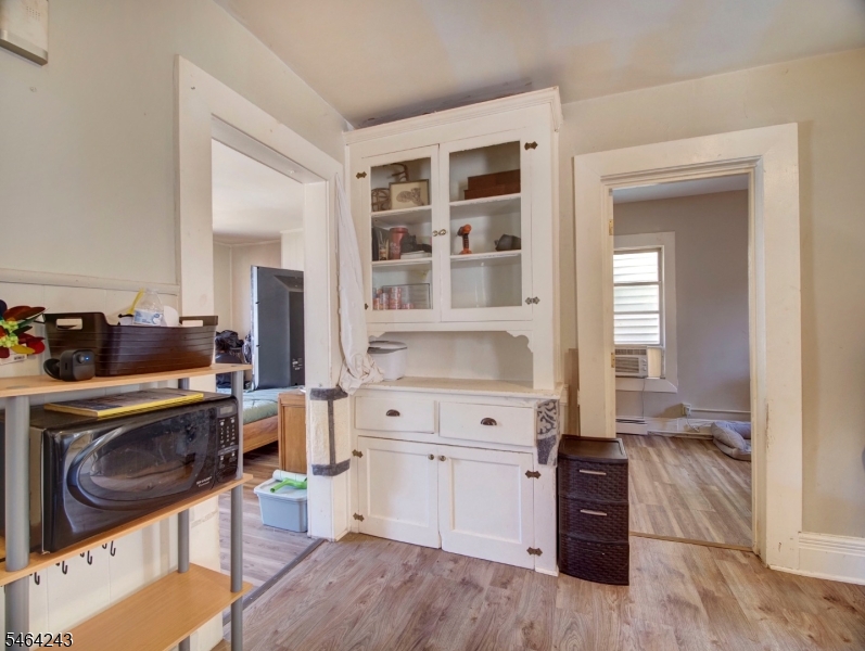 39 Hillman St Property Photo 4