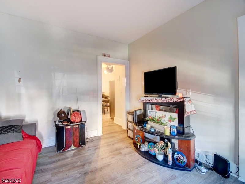 39 Hillman St Property Photo 13