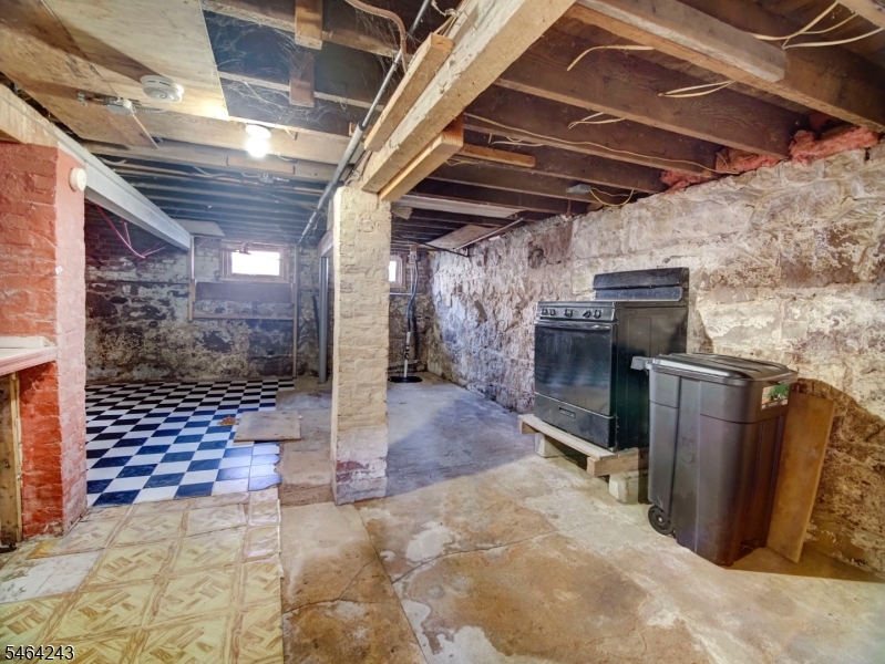 39 Hillman St Property Photo 19