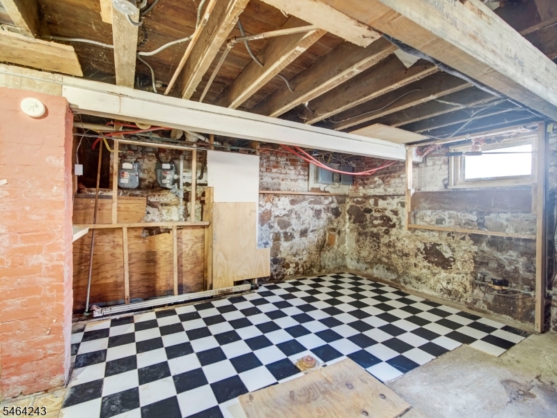 39 Hillman St Property Photo 21