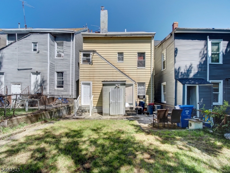 39 Hillman St Property Photo 26
