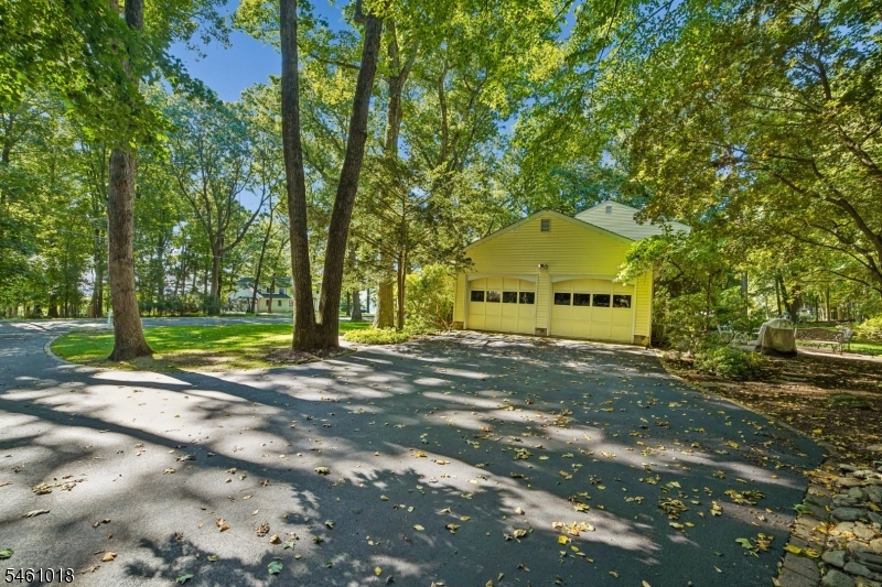 21 Long Ridge Rd Property Photo 29