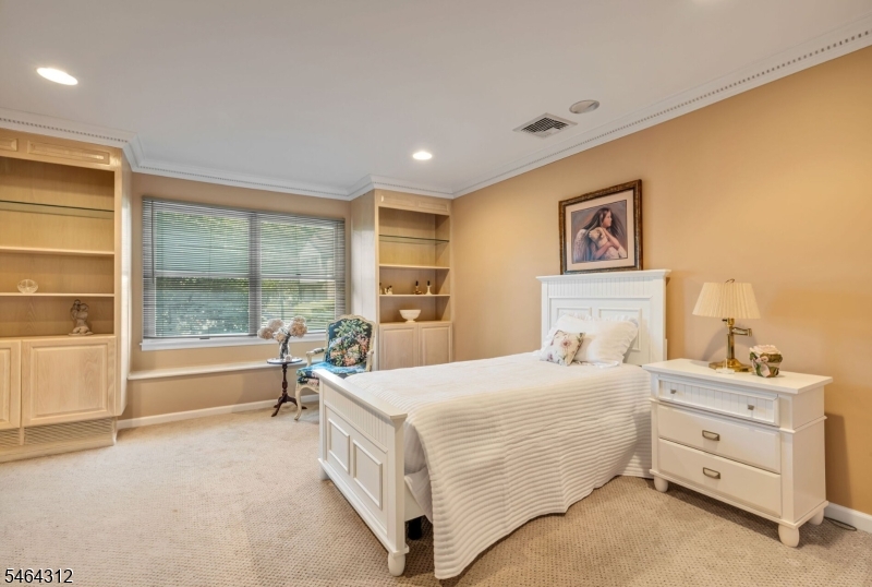 15 Bentley Dr Property Photo 12