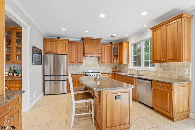 5 Chesterfield Dr Property Photo 10