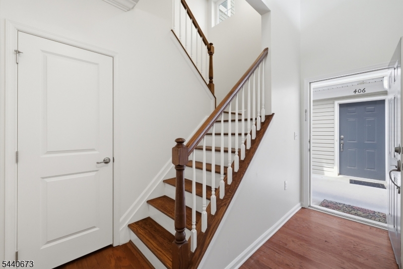 404 Waterview Ct 404 Property Photo 17