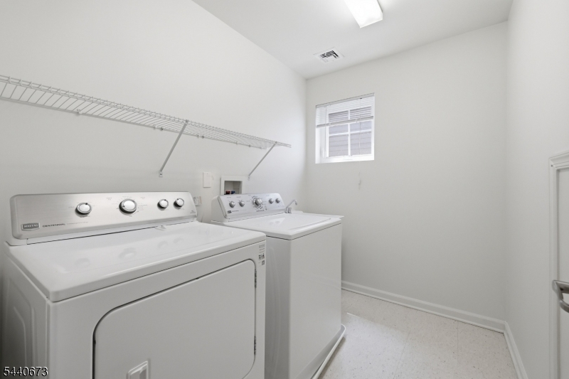 404 Waterview Ct 404 Property Photo 32
