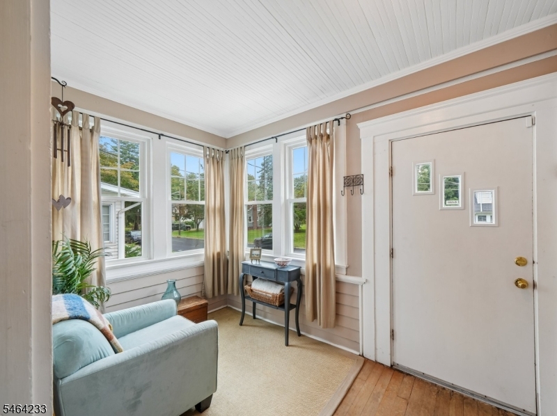 38 Franklin St Property Photo 2