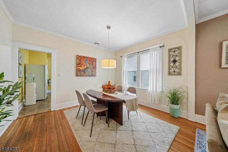 38 Franklin St Property Photo 6