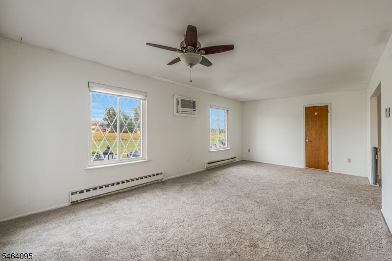 73 Farm Rd F Property Photo 3