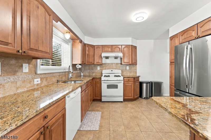 69 Avenue C Property Photo 8