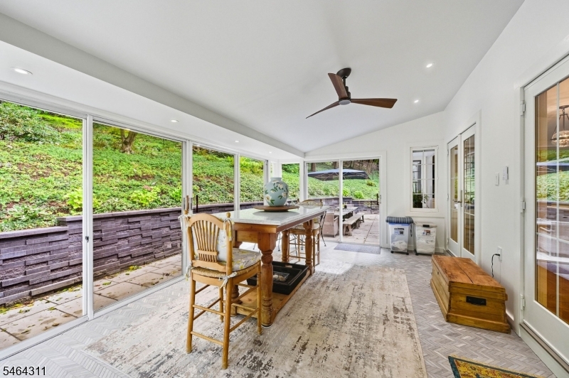 14 Indian Head Road Property Photo 34