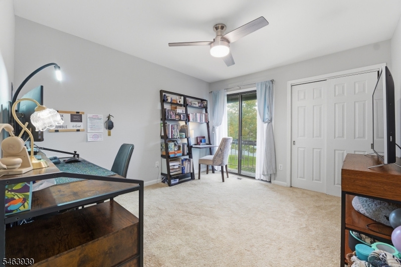 300 Gemini Dr 3c Property Photo 16
