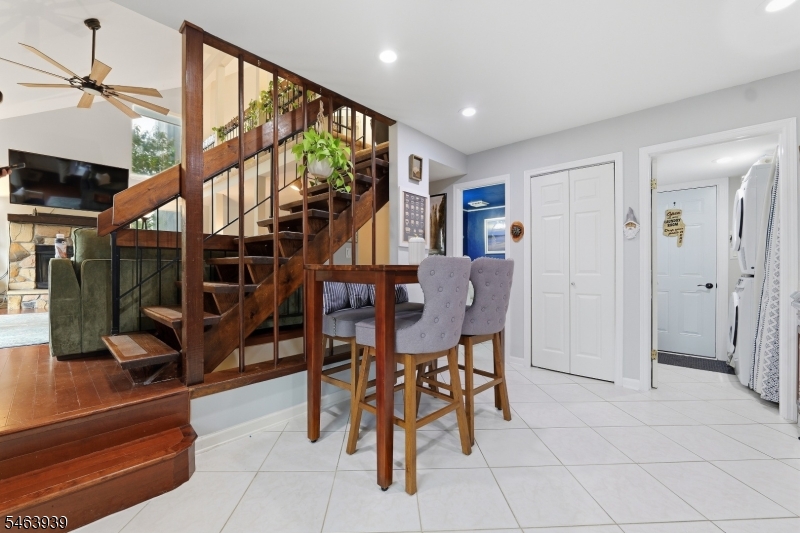 300 Gemini Dr 3c Property Photo 21