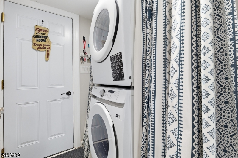 300 Gemini Dr 3c Property Photo 30