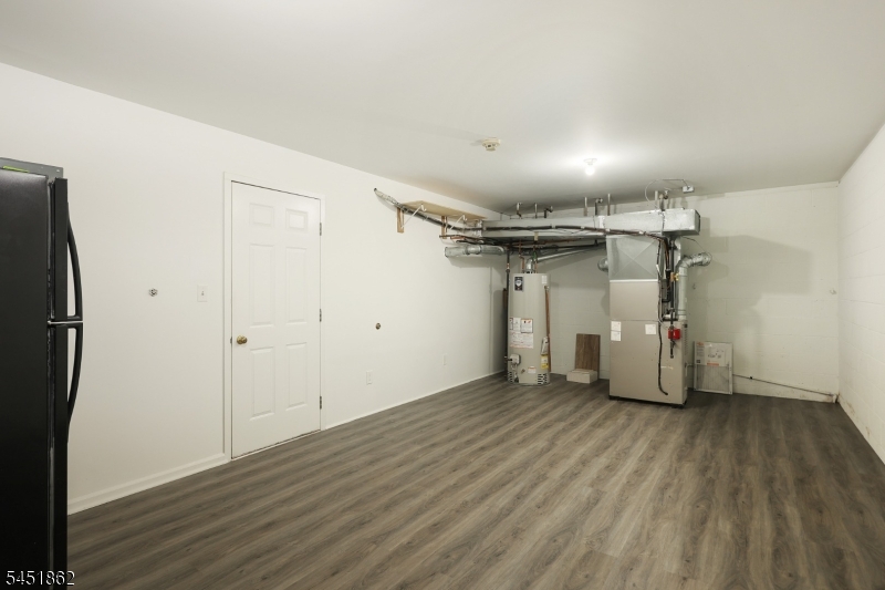 12 Cowperthwaite Pl Property Photo 19