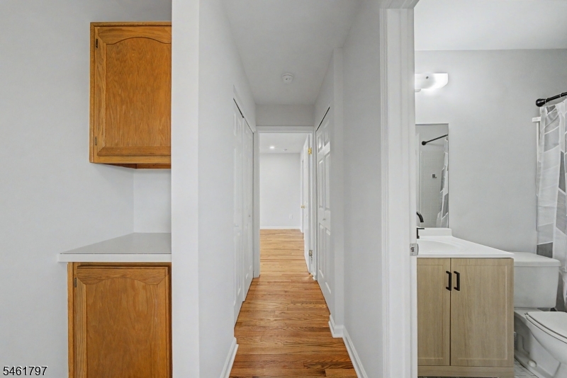 251 Broadmoor-3 3 Property Photo 15