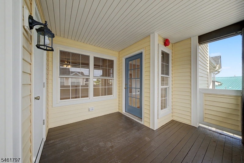 251 Broadmoor-3 3 Property Photo 24