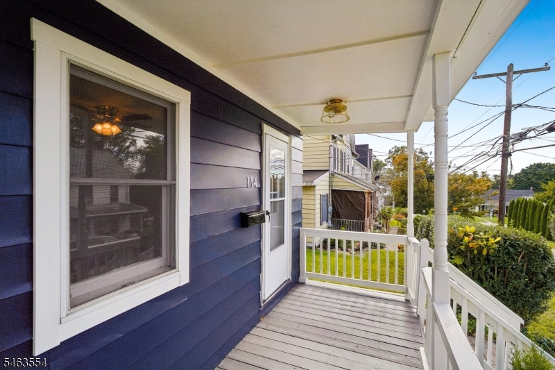 114 N Prospect St Property Photo 5