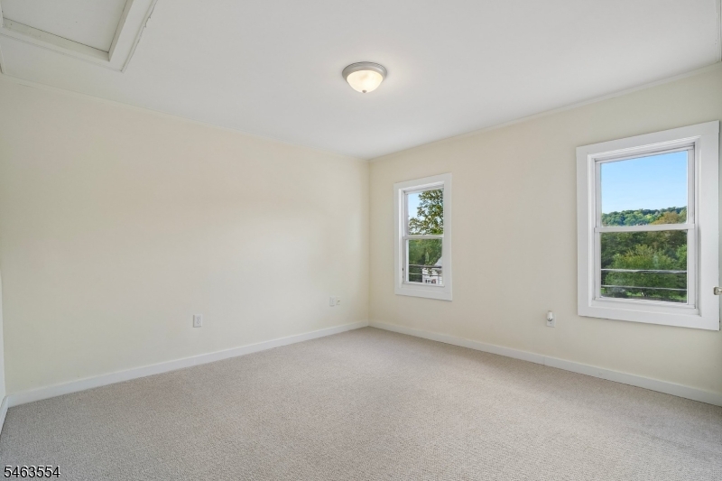 114 N Prospect St Property Photo 18