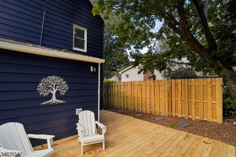 114 N Prospect St Property Photo 21