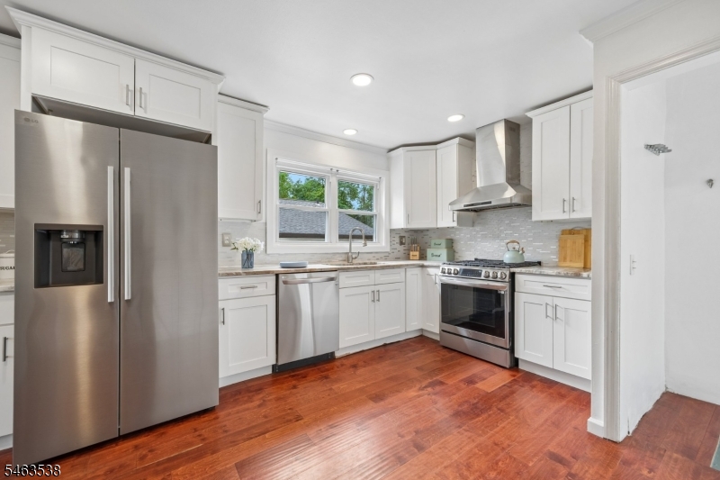20 Ridgeview Ave Property Photo 5