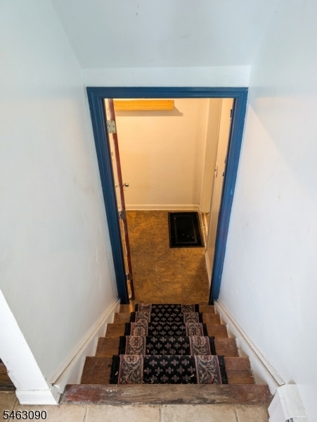 26 Lorraine Terr Property Photo 2