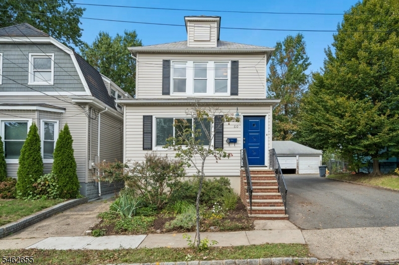 60 Franklin Ave Property Photo 1