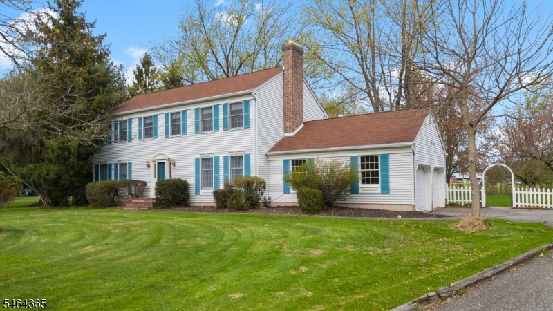 2 Rittenhouse Cir