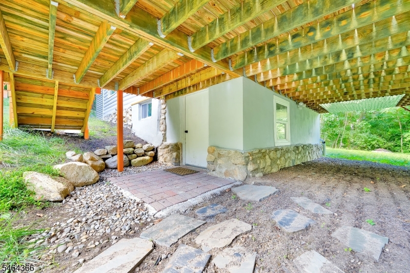107 Overlook Rd Property Photo 21