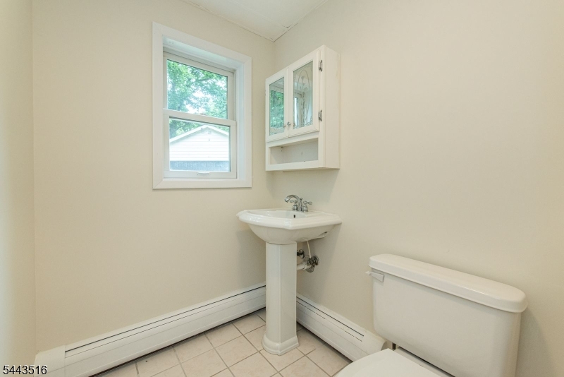 16 Florence St Property Photo 15