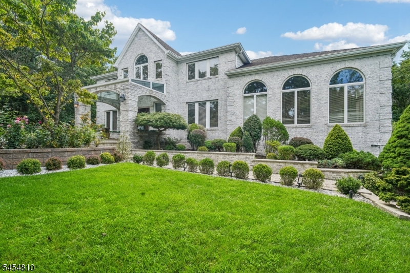 24 Emerson Rd Property Photo 1