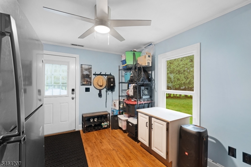 6 Larsen Dr Property Photo 8